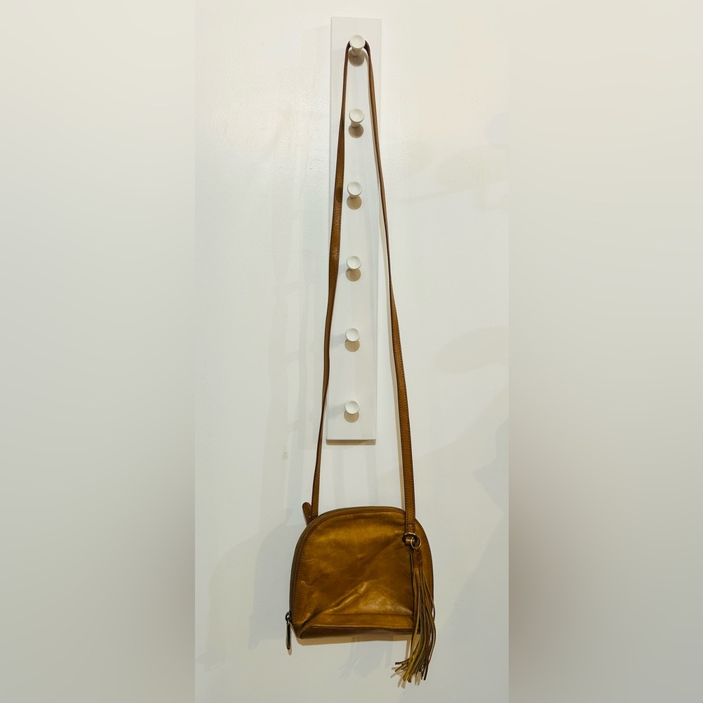 COPY - HOBO International Nash Genuine Leather Adjustable Crossbody Bag in Honey